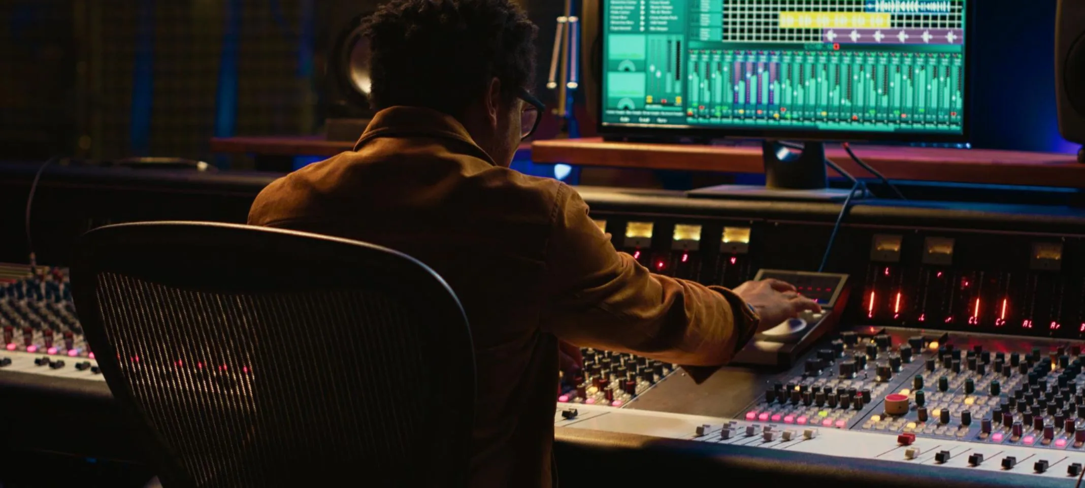 What Is an Album Deal Agreement?